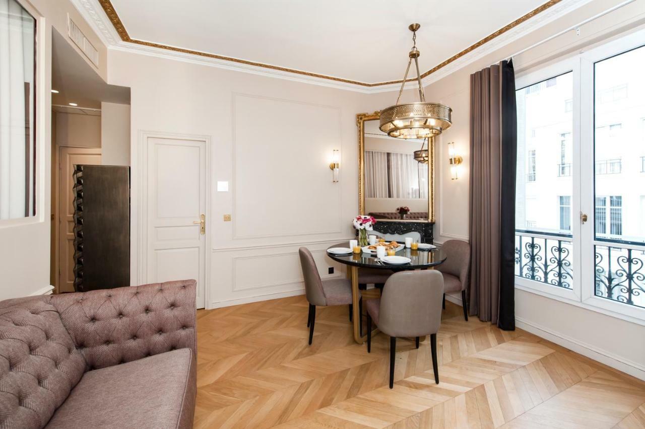 Champs Elysées - Lincoln Appartements Parigi Esterno foto